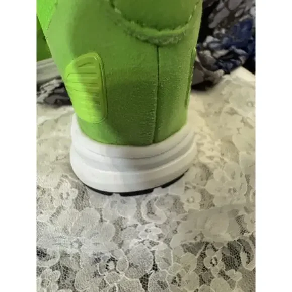 Reebok UL 6000 Classic Solar Green Black/White, Size 8 - Picture 11 of 13